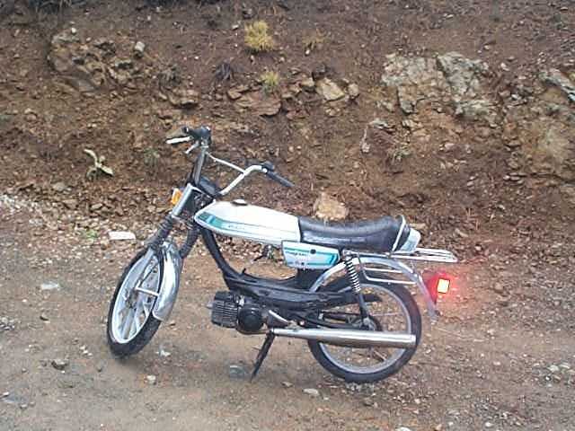 puch%20moped%20l.JPG